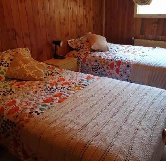 مبيت وإفطار Hostal Flor Del Meli