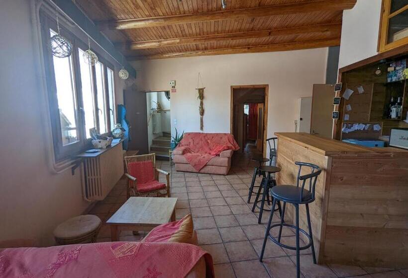 住宿加早餐  Les Arolles   Gîte D étape Et De Séjour