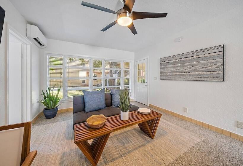 مبيت وإفطار The Lucerne