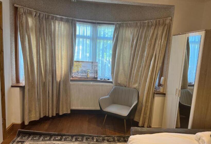 Bed and Breakfast Tj Homes