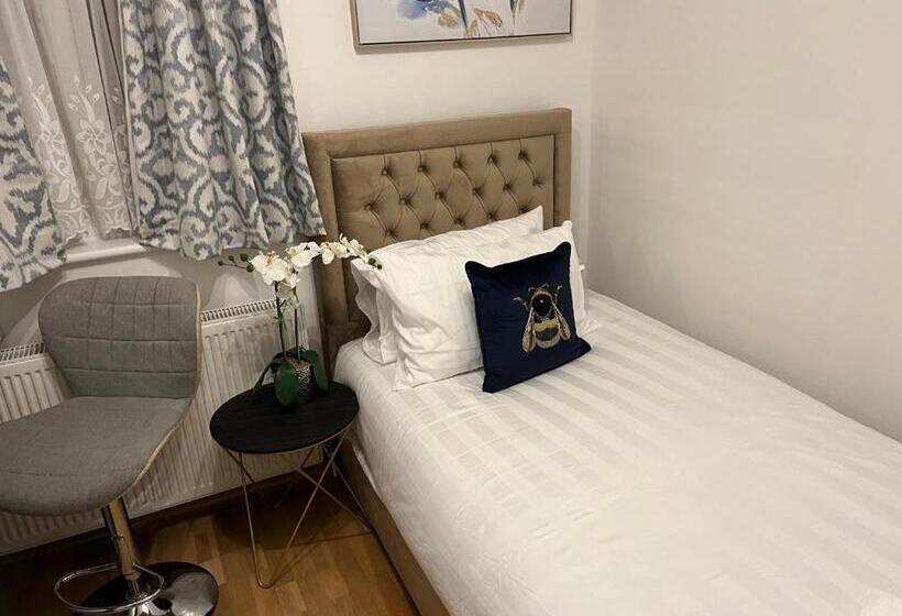 Bed and Breakfast Tj Homes