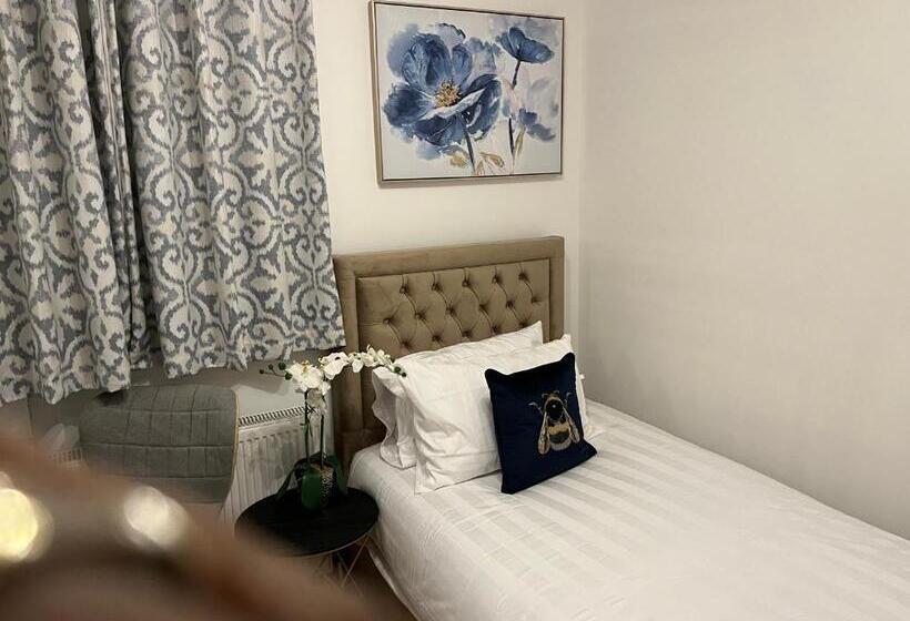 Bed and Breakfast Tj Homes