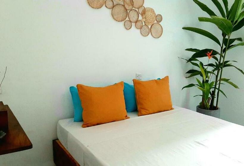 Bed and Breakfast Tranquil Villa