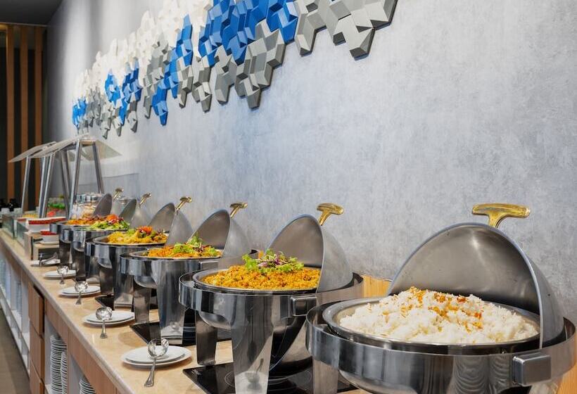 هتل Aston Inn Cilacap