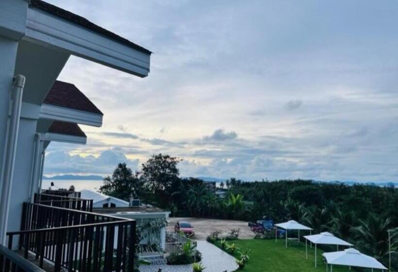 هتل White Seaview Residence