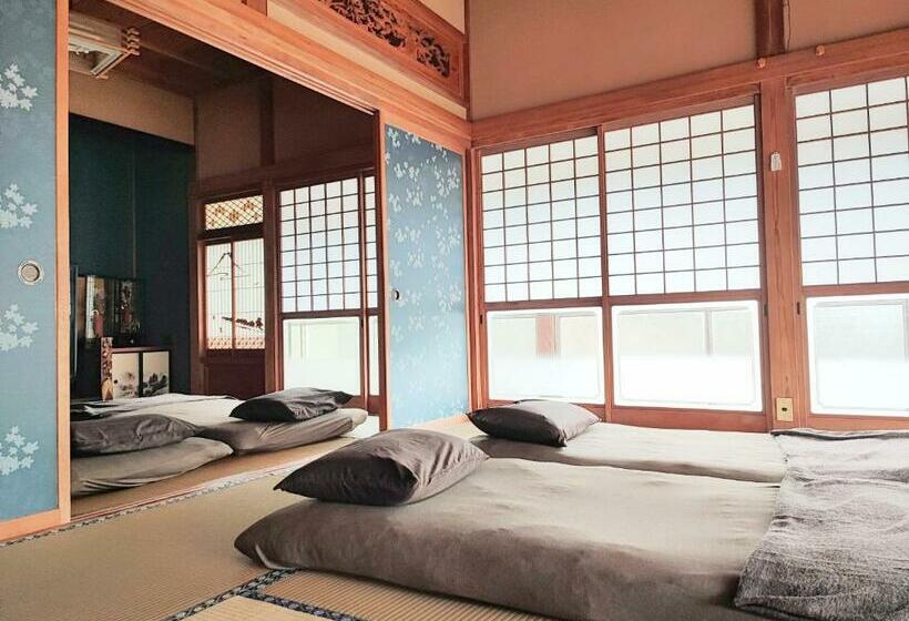 פנסיון Inashiki Nest