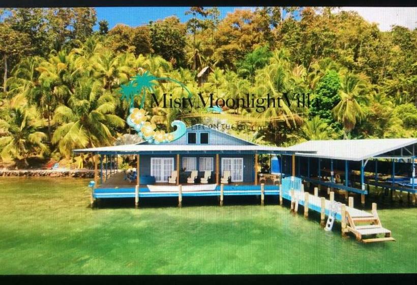 منتجع Misty Moonlight Villas