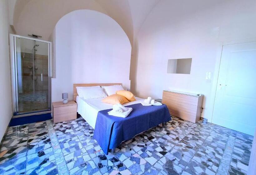 Templari Suite   B&b Mesagne