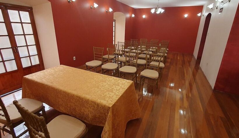 هتل Boutique Vivenzo