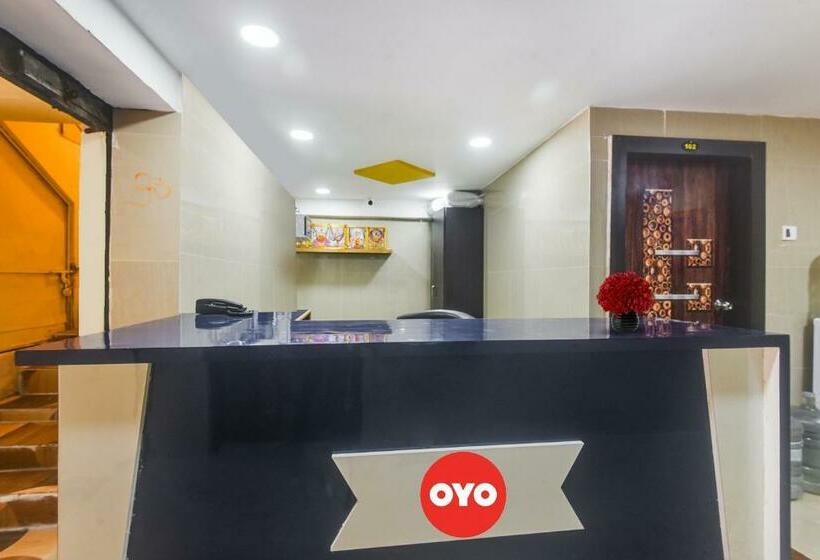 Отель Oyo 70125 Lakshmi Inn
