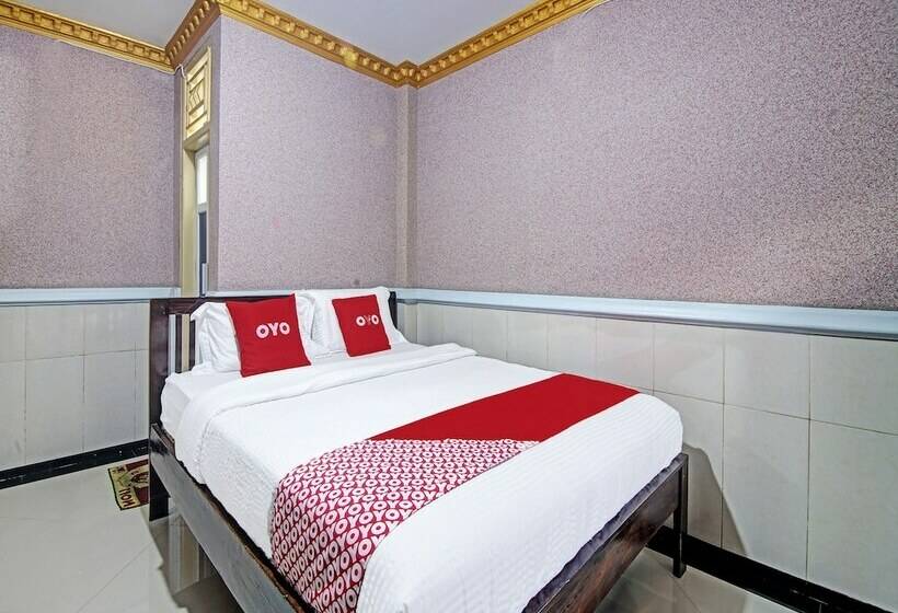 هتل O Fitriaendika Residence Near Pasar Raya Padang