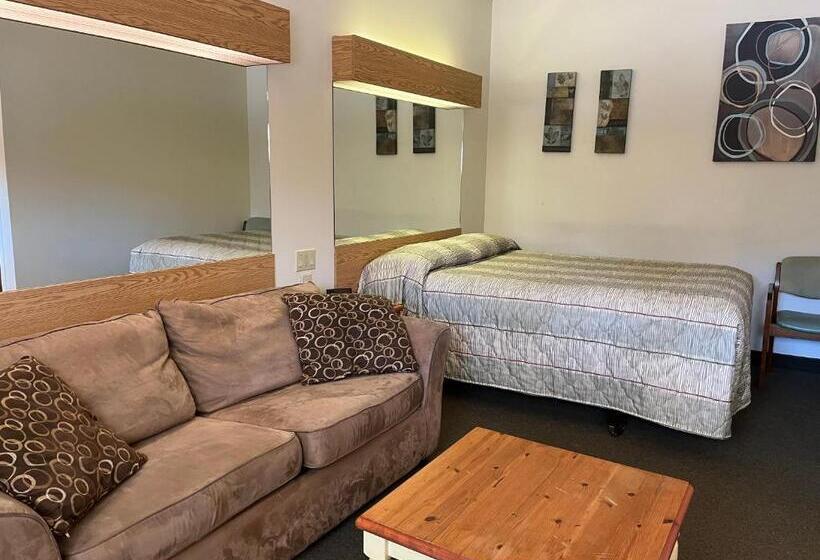 汽车旅馆  Calabogie Motor Inn