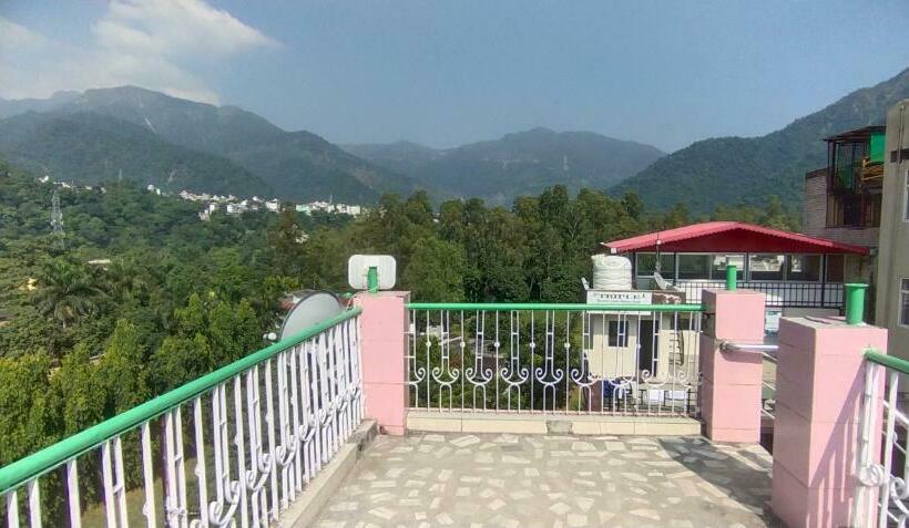 펜션 Sudesh Guest House