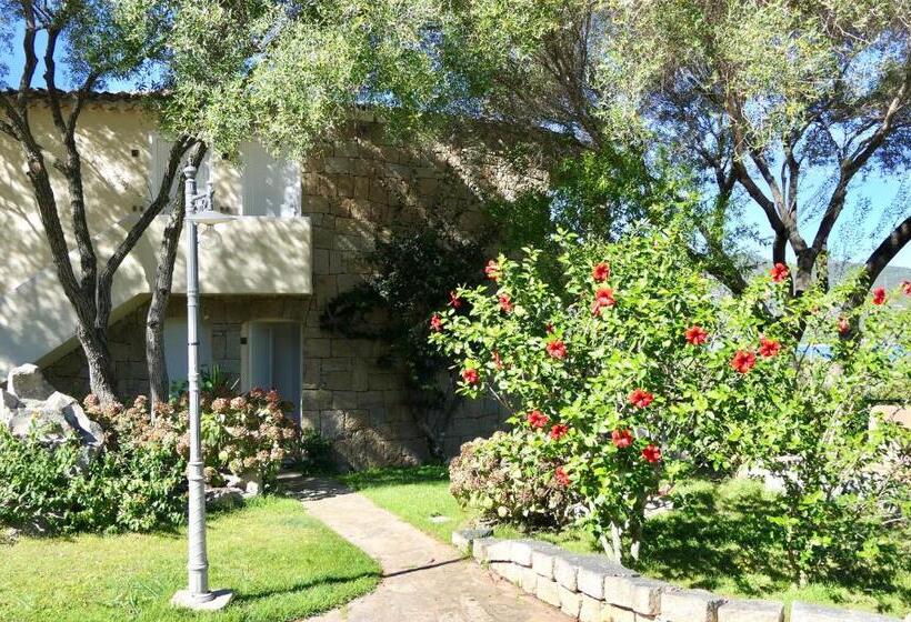 Apartments In Residence With Swimming Pool In Porto Rotondo