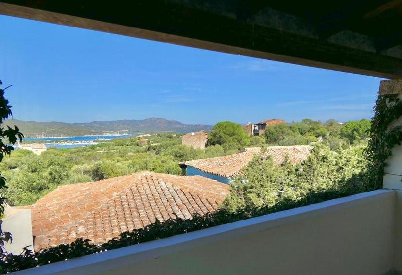 Apartments In Residence With Swimming Pool In Porto Rotondo