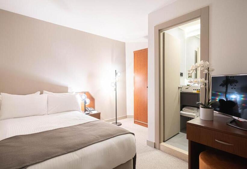 호텔 Destiny Marine