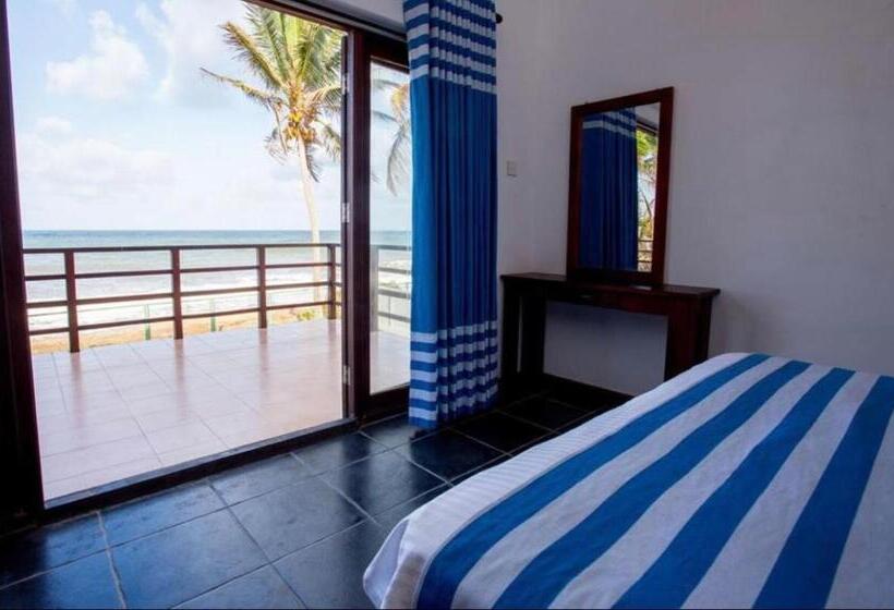 בית מלון כפרי Reef Bungalow