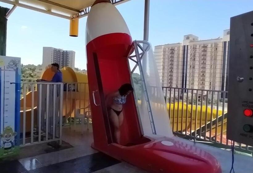 בית מלון כפרי Spazzio Diroma Acqua E Splash Caldas Novas, Gratis Park