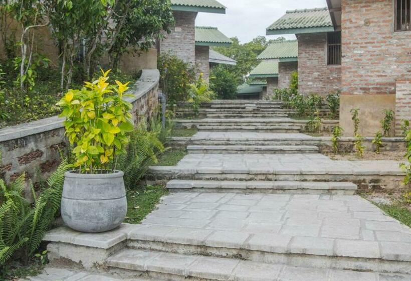 호텔 The Coastal Village Cabanas