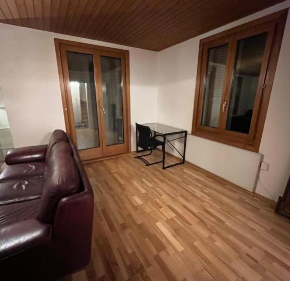 بنسيون 5 Private Rooms Station For Long Term