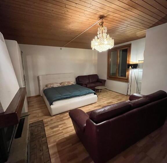 بنسيون 5 Private Rooms Station For Long Term