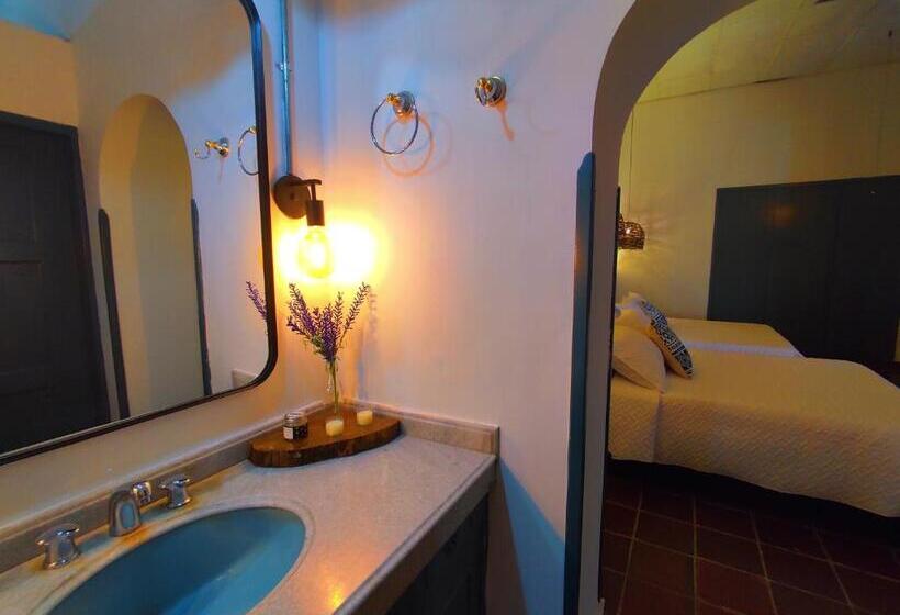 پانسیون Trip Monkey Girón