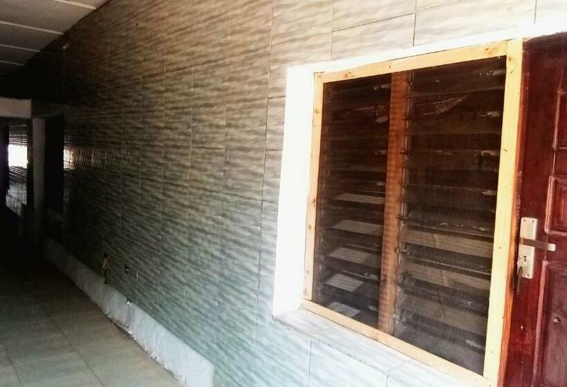 مبيت وإفطار Baba Lao