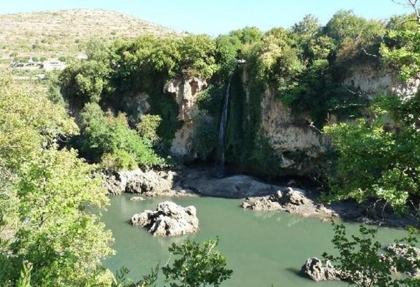 Bed and Breakfast Chambre Au Calme Avec Spa Privatif Gratuit Sud Aveyron Les Palmiers Des Causses