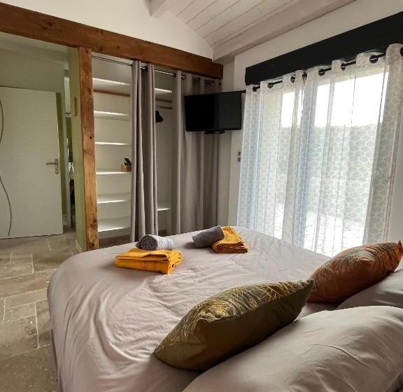Bed and Breakfast Chambre Au Calme Avec Spa Privatif Gratuit Sud Aveyron Les Palmiers Des Causses