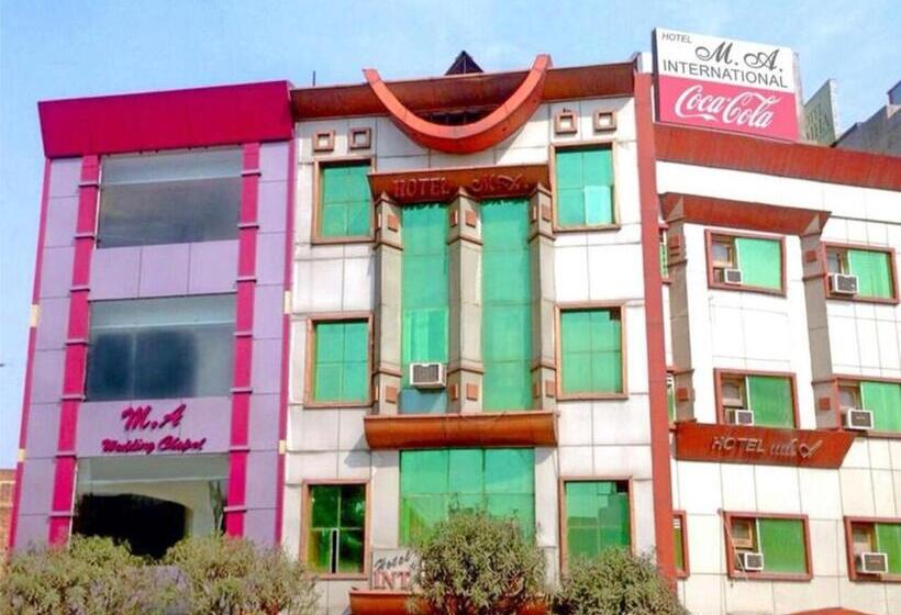 Hotel M.a International, Amritsar