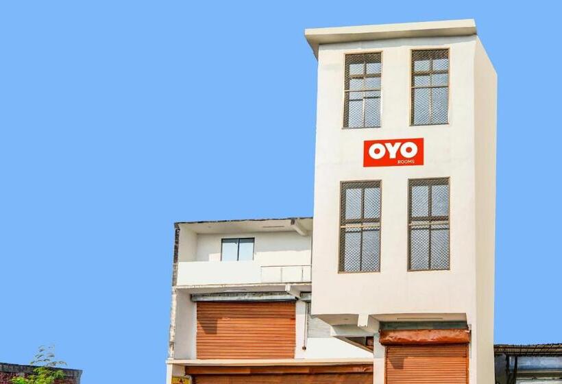 酒店 Oyo Flagship 70374  C R K Inn