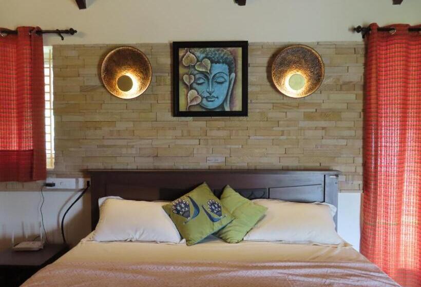 פנסיון Misty Hills Retreat