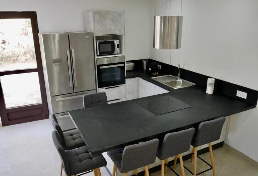 Пансион Port Miou  Coliving  Mas Des Sous Bois