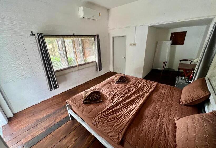 استراحتگاه Kohmak Homehug&beachclub