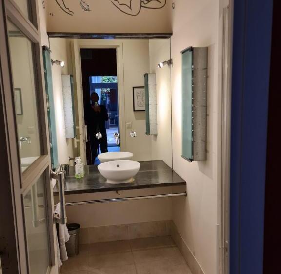 تختخواب و صبحانه Suite Indépendante Avec 1 Chambre Et 1 Bureau