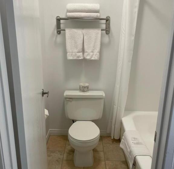 فندق Anavada Inn & Suites   Grande Prairie