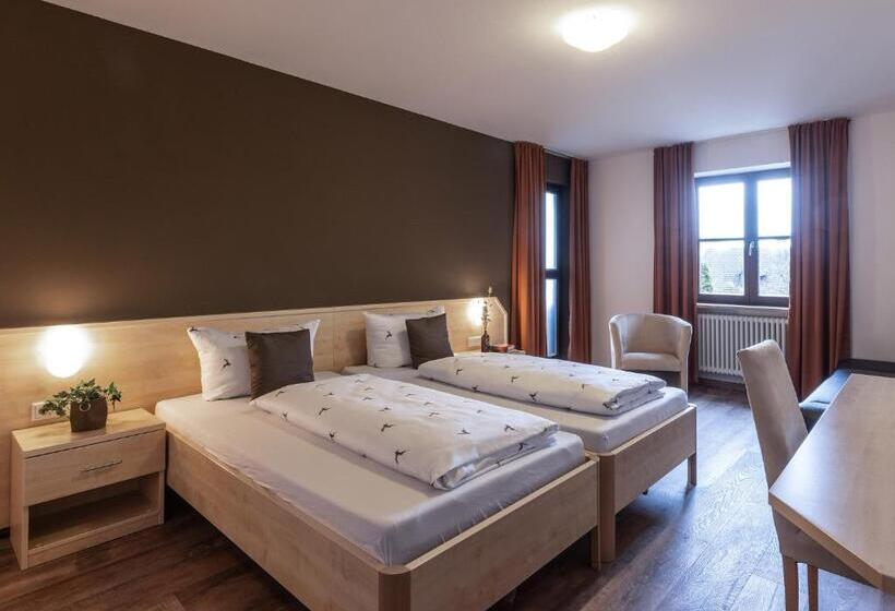 בית מלון כפרי Brauereigasthof Hofmark