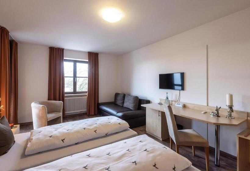 בית מלון כפרי Brauereigasthof Hofmark