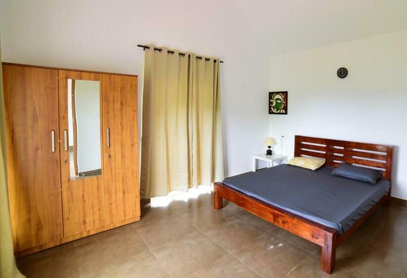 Отель Kalpatharu Organic Retreat