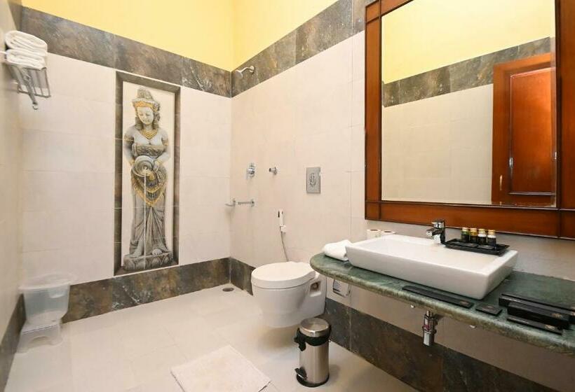 אתר נופש Aaram Baagh Maheshwar