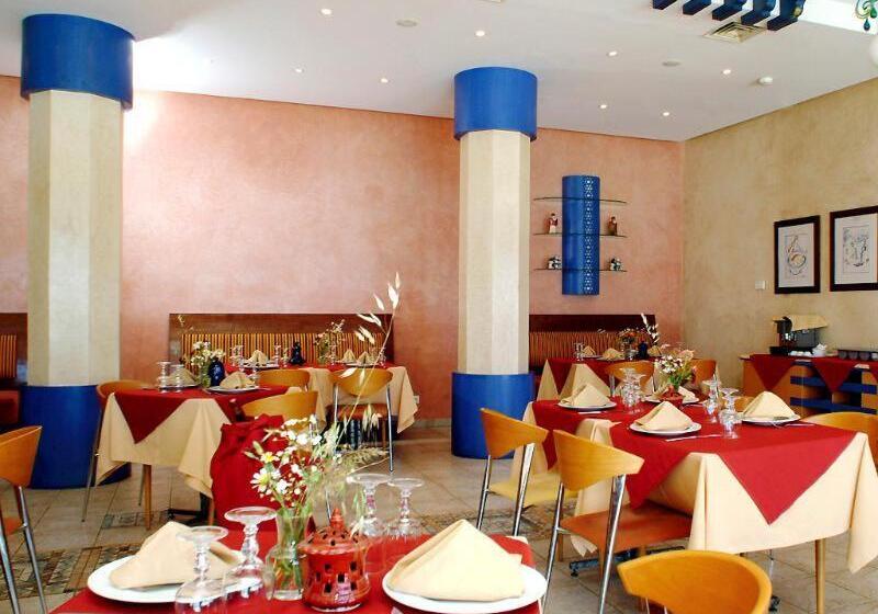 منتجع Hôtel Fnideq Senator