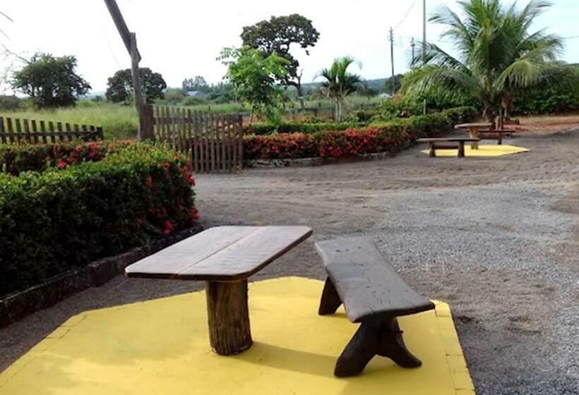 ユースホステル Pousada Canto Das Araras   Vila Bom Jardim Nobres Mt