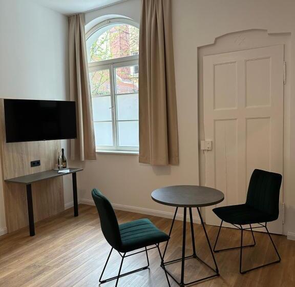 Hopfenhotel Am Adenauerufer