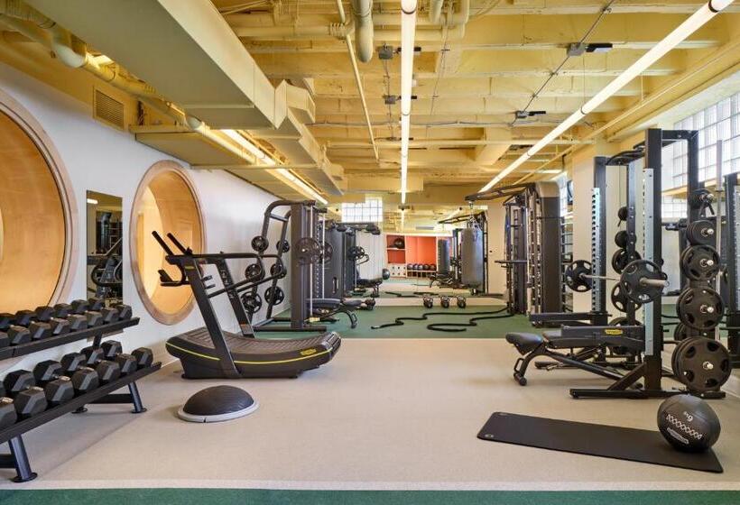 21c Museum Hotel St Louis