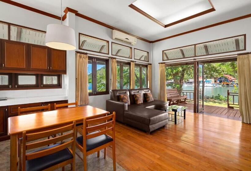 هتل Koh Chang Longstay Resort