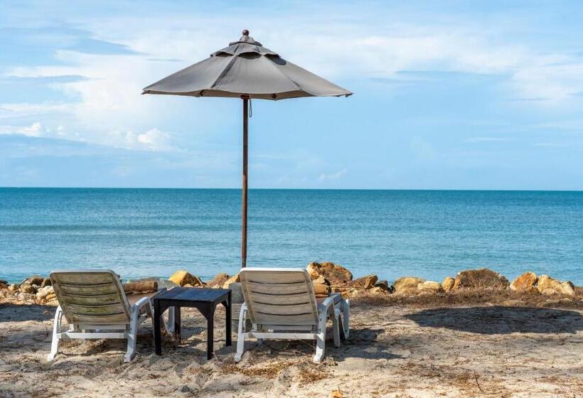 هتل Koh Chang Longstay Resort