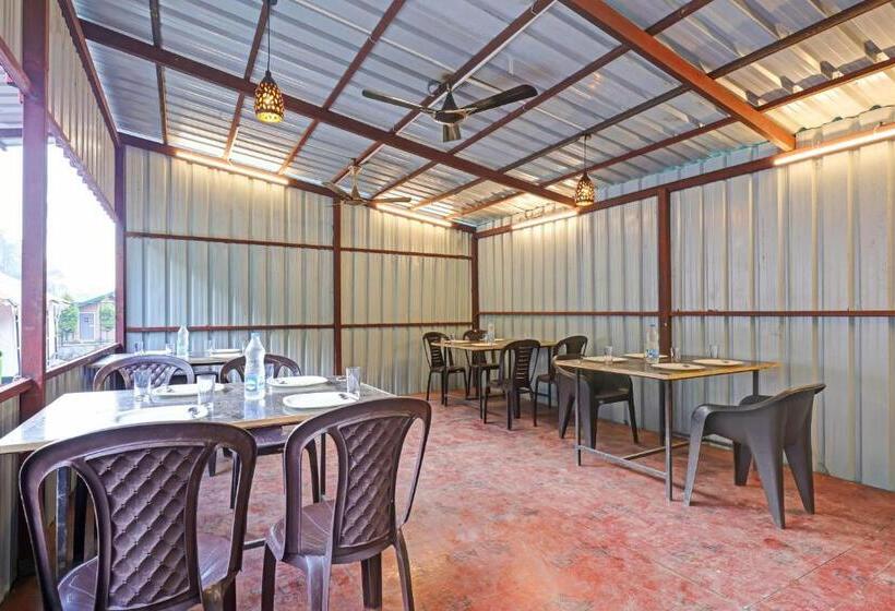 בית מלון כפרי Oyo Flagship 70096 Pine View Resort