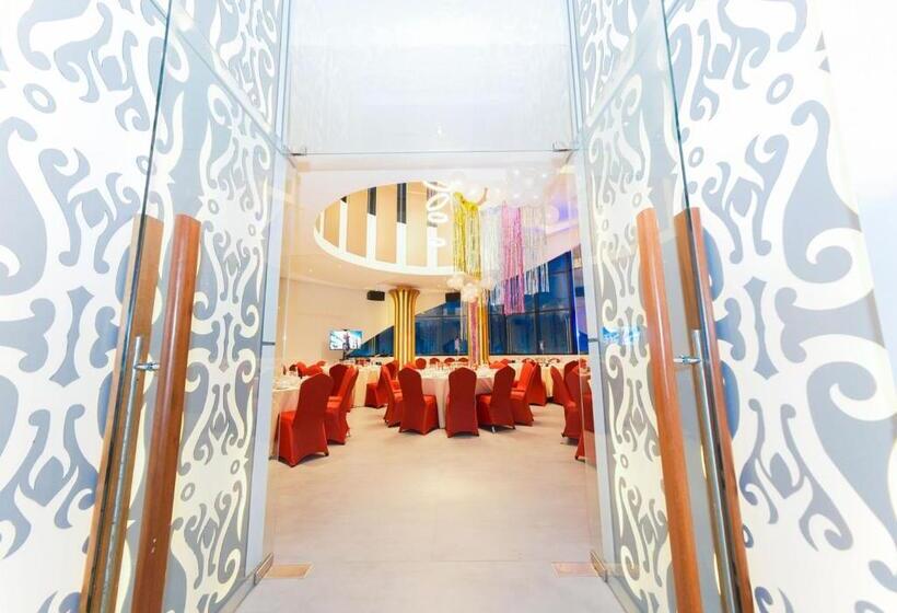 The All   Suite Pentacity Hotel Balikpapan