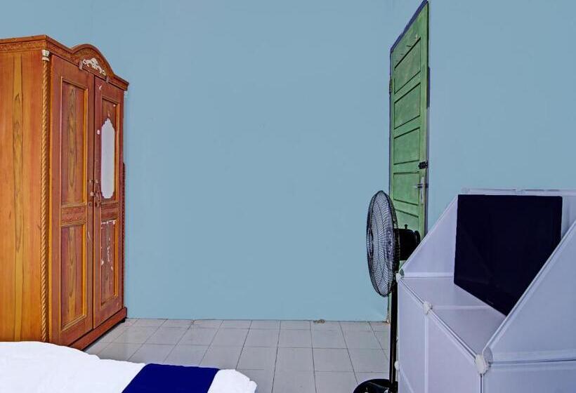 هتل Spot On 91918 Najla Guest House Syariah