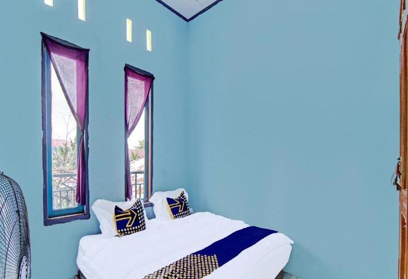 هتل Spot On 91918 Najla Guest House Syariah